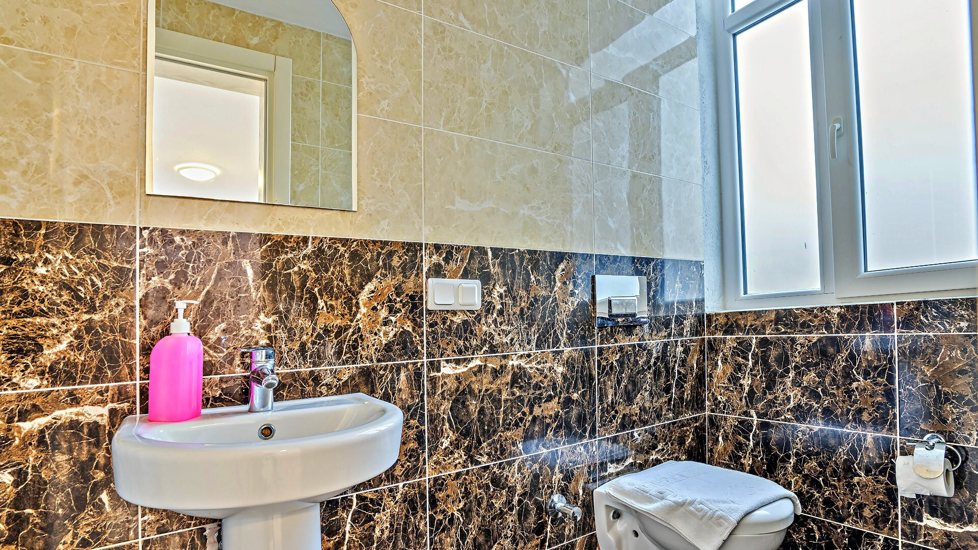 VBK42800 Villa Booking