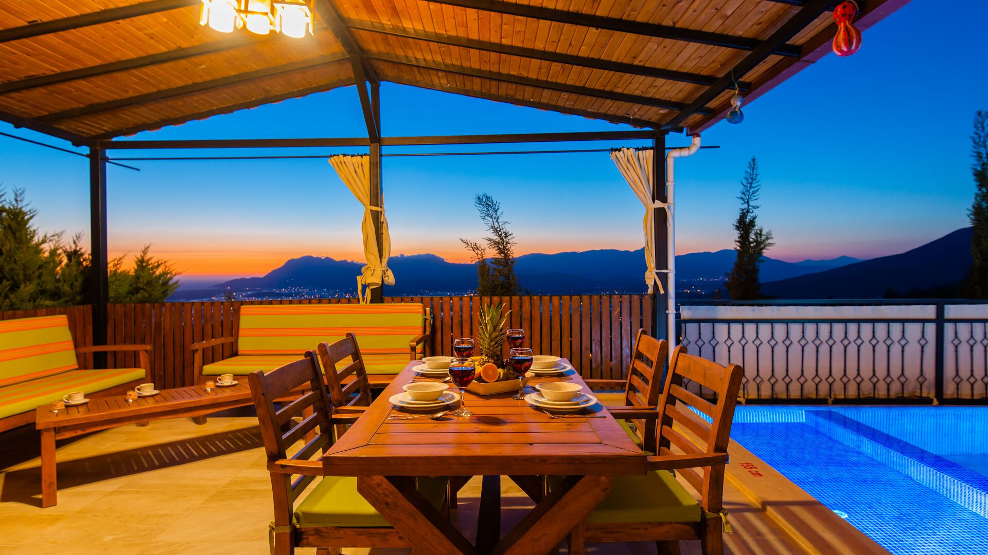 VBK68580 Villa Booking