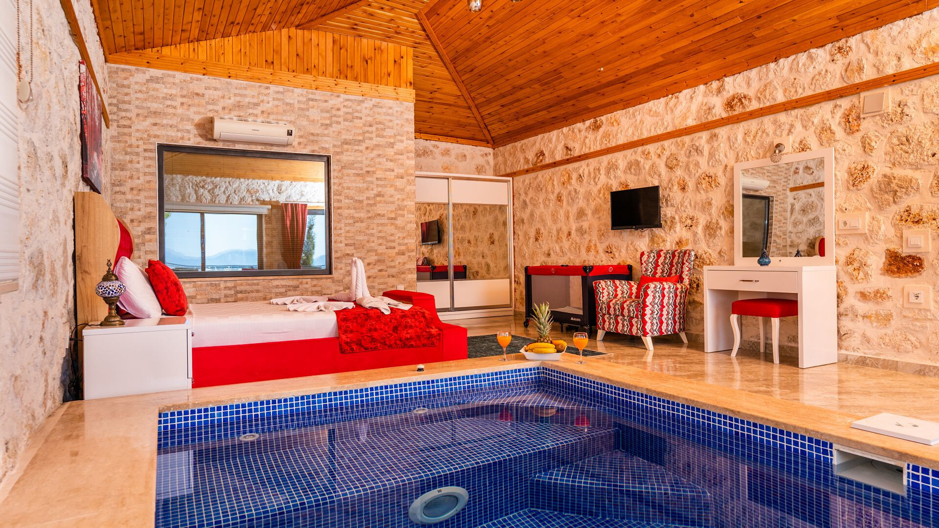 VBK68580 Villa Booking