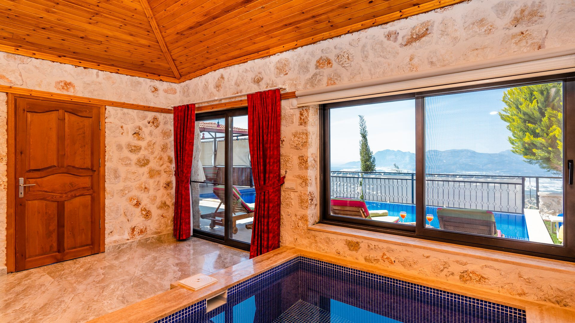 VBK68580 Villa Booking