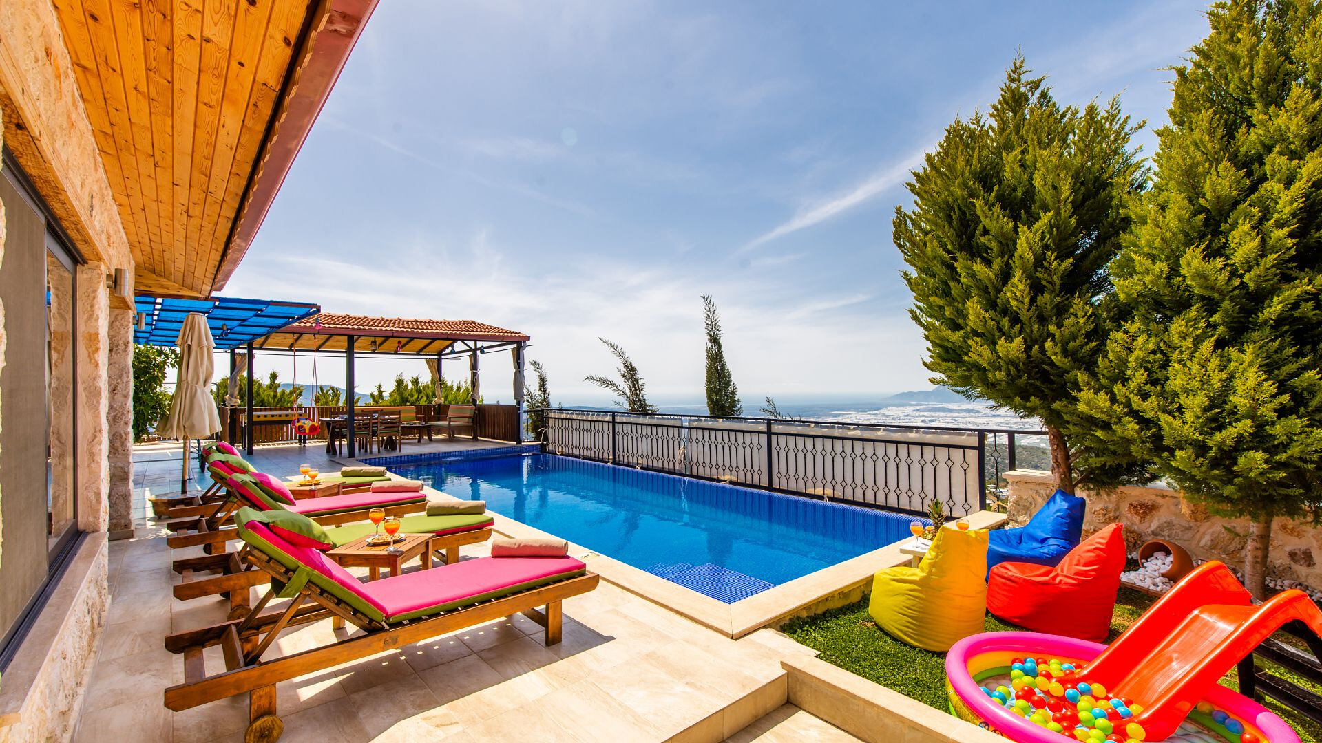 VBK68580 Villa Booking