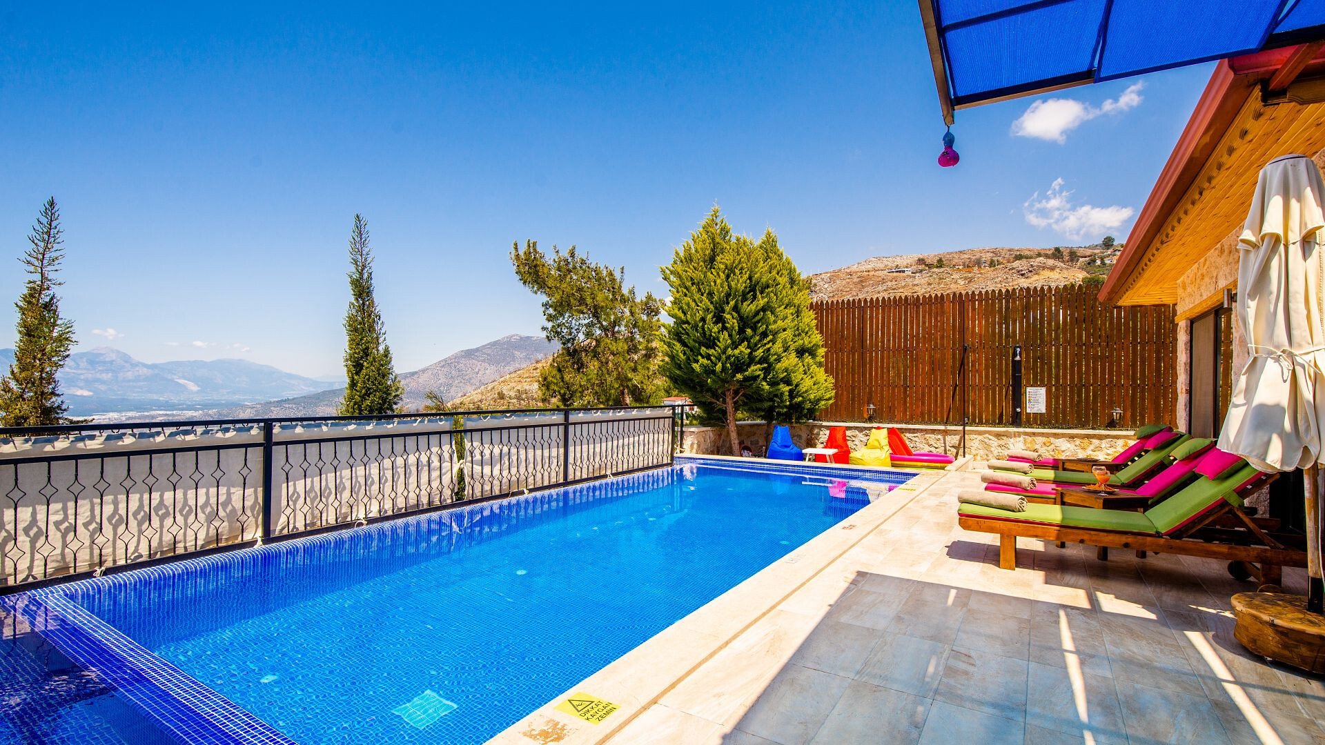 VBK68580 Villa Booking