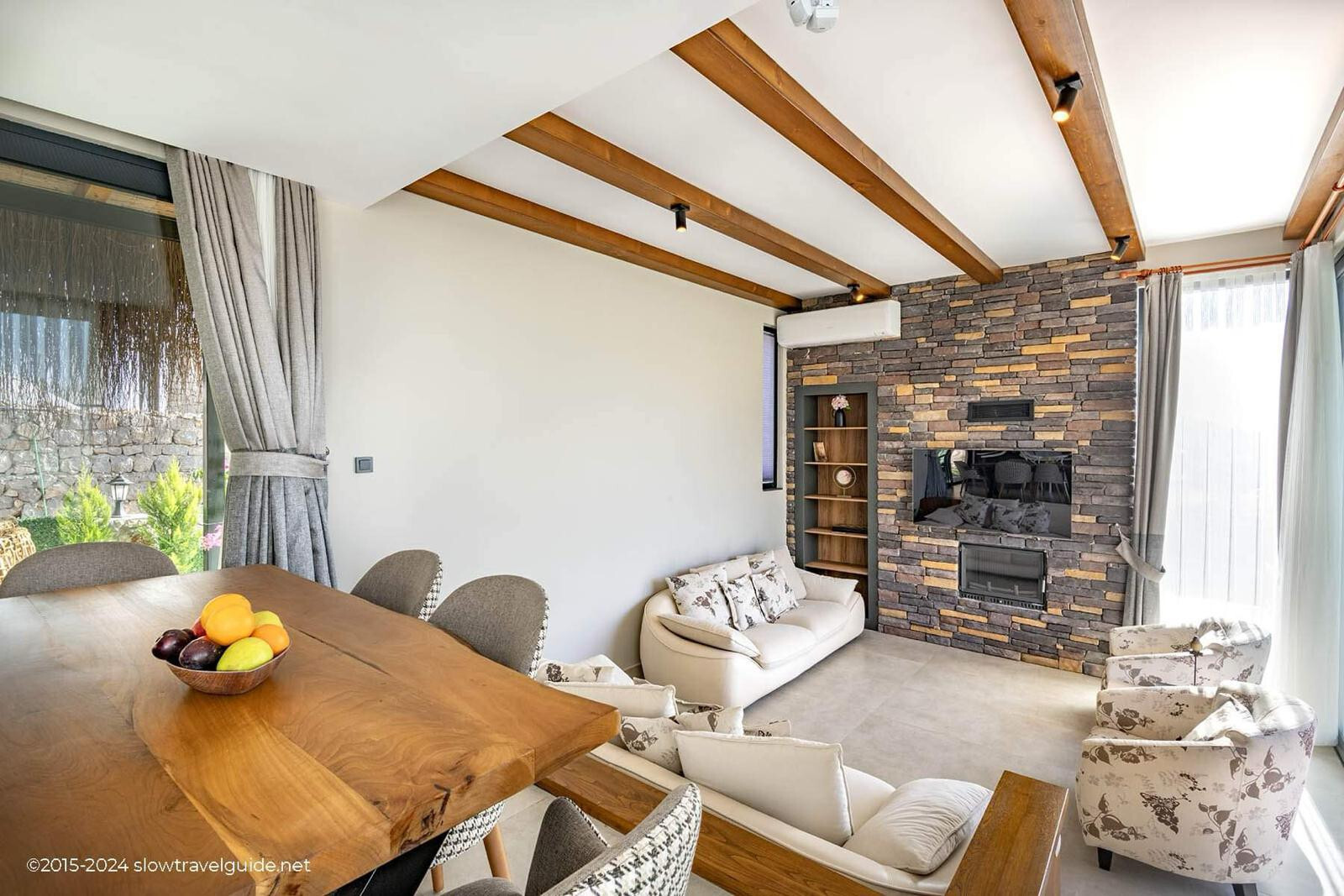 VBK69399 Villa Booking