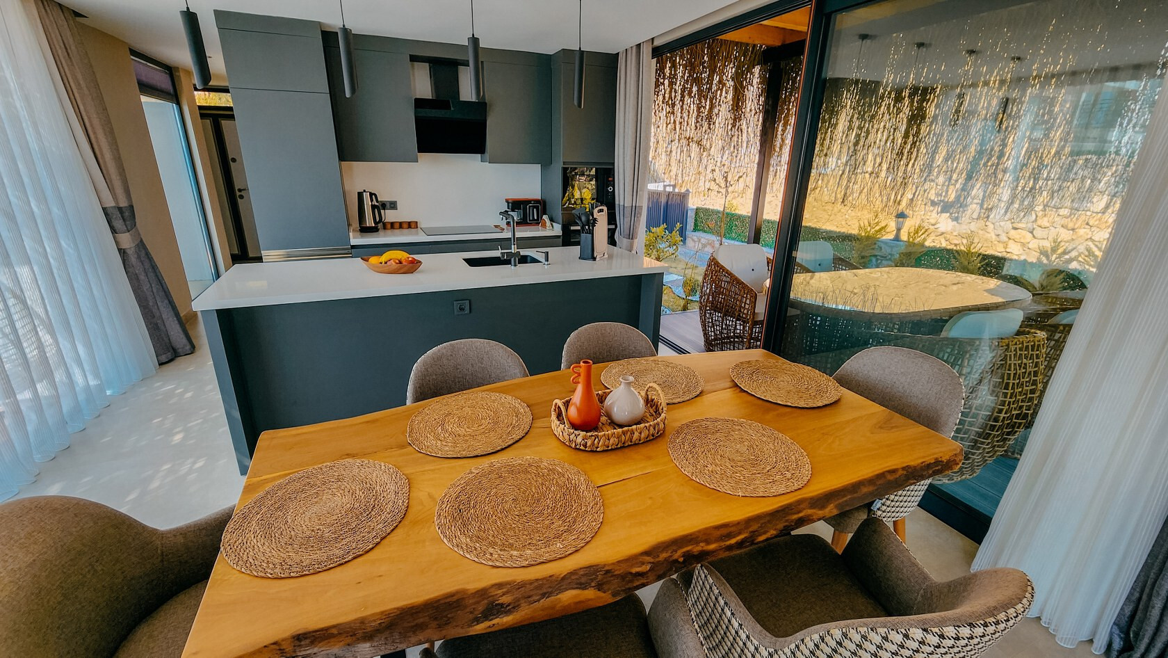 VBK69399 Villa Booking