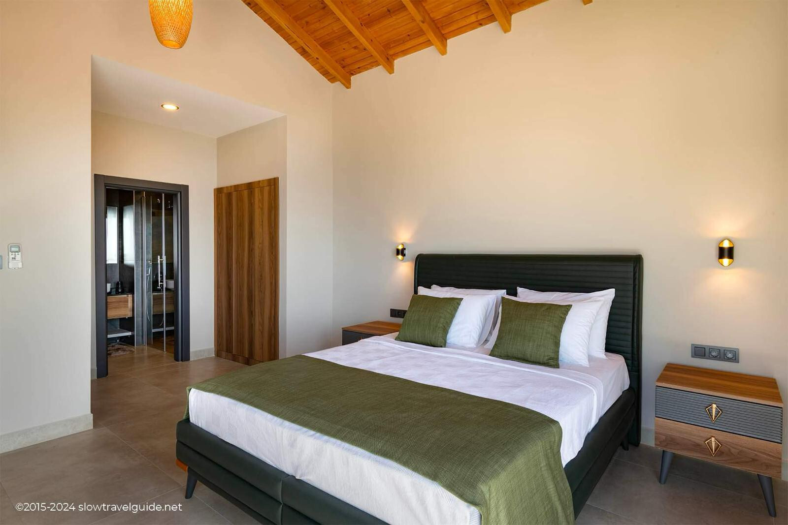 VBK69399 Villa Booking