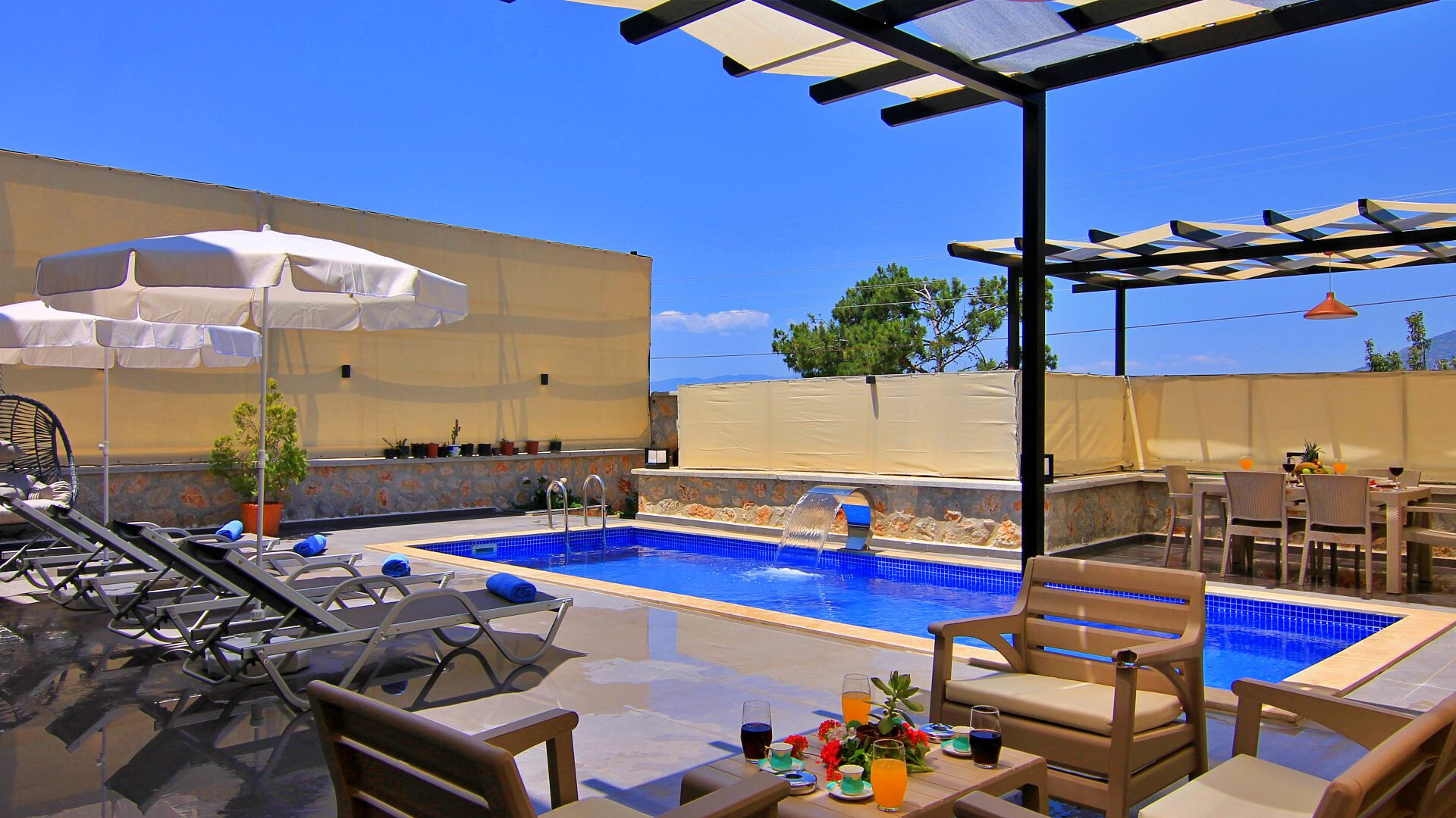 VBK77233 Villa Booking