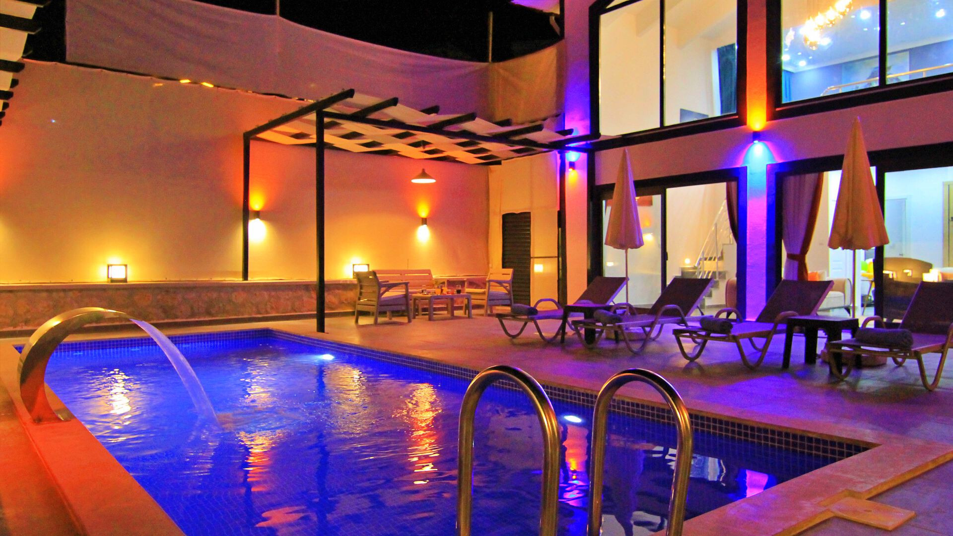 VBK77233 Villa Booking