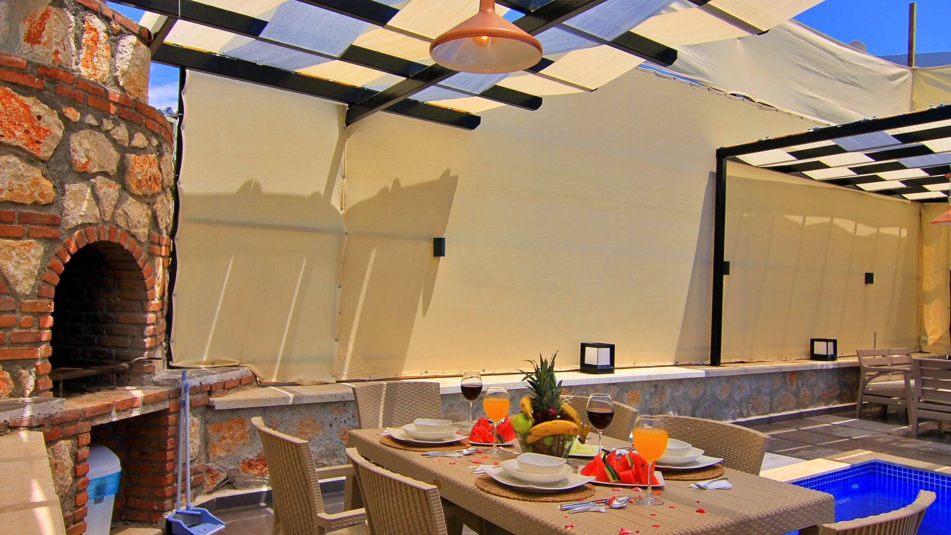 VBK77233 Villa Booking