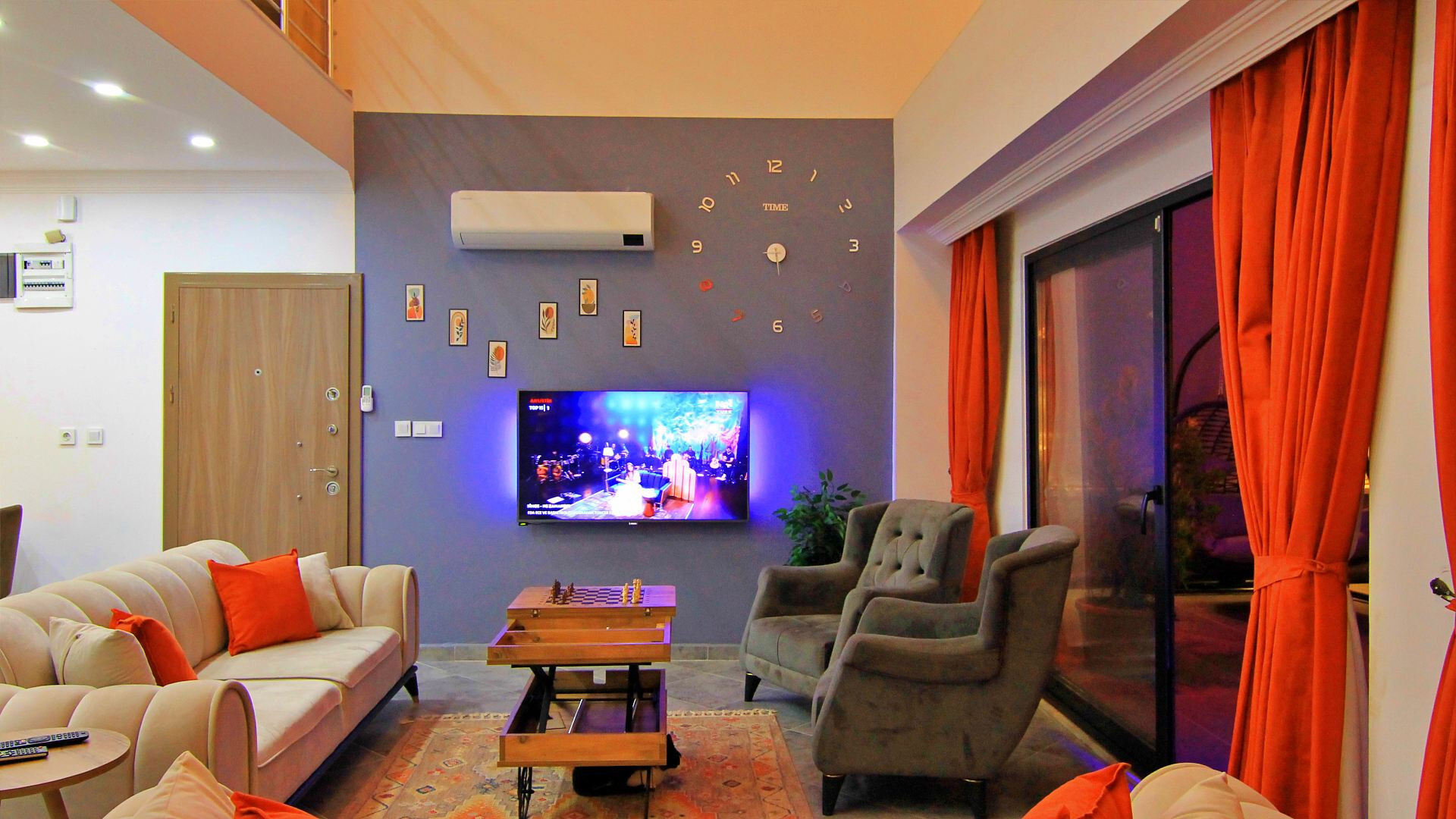 VBK77233 Villa Booking