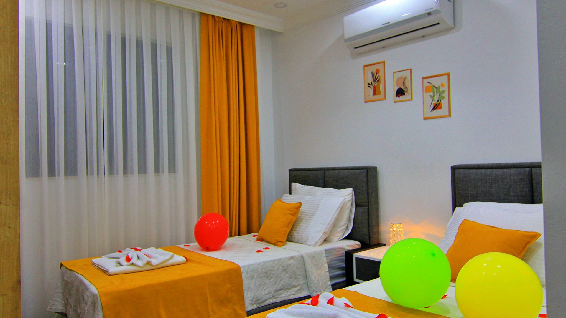 VBK77233 Villa Booking