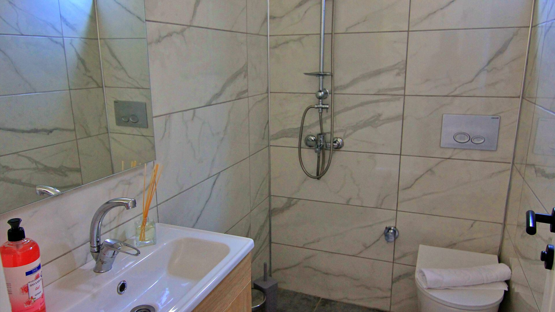 VBK77233 Villa Booking
