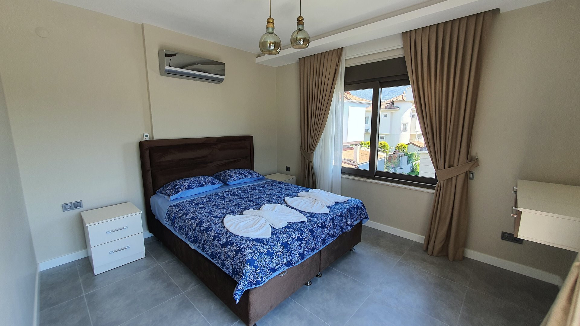 VBK99585 Villa Booking