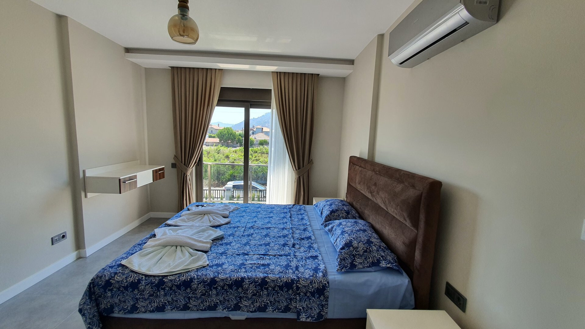 VBK99585 Villa Booking