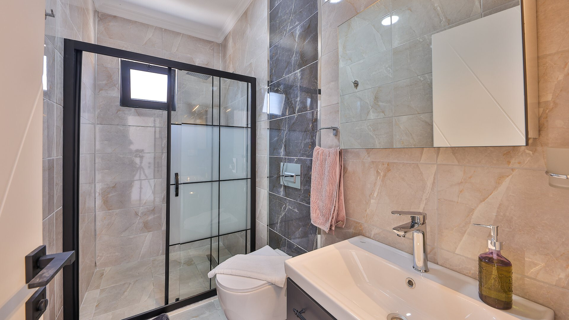 VBK93991 Villa Booking