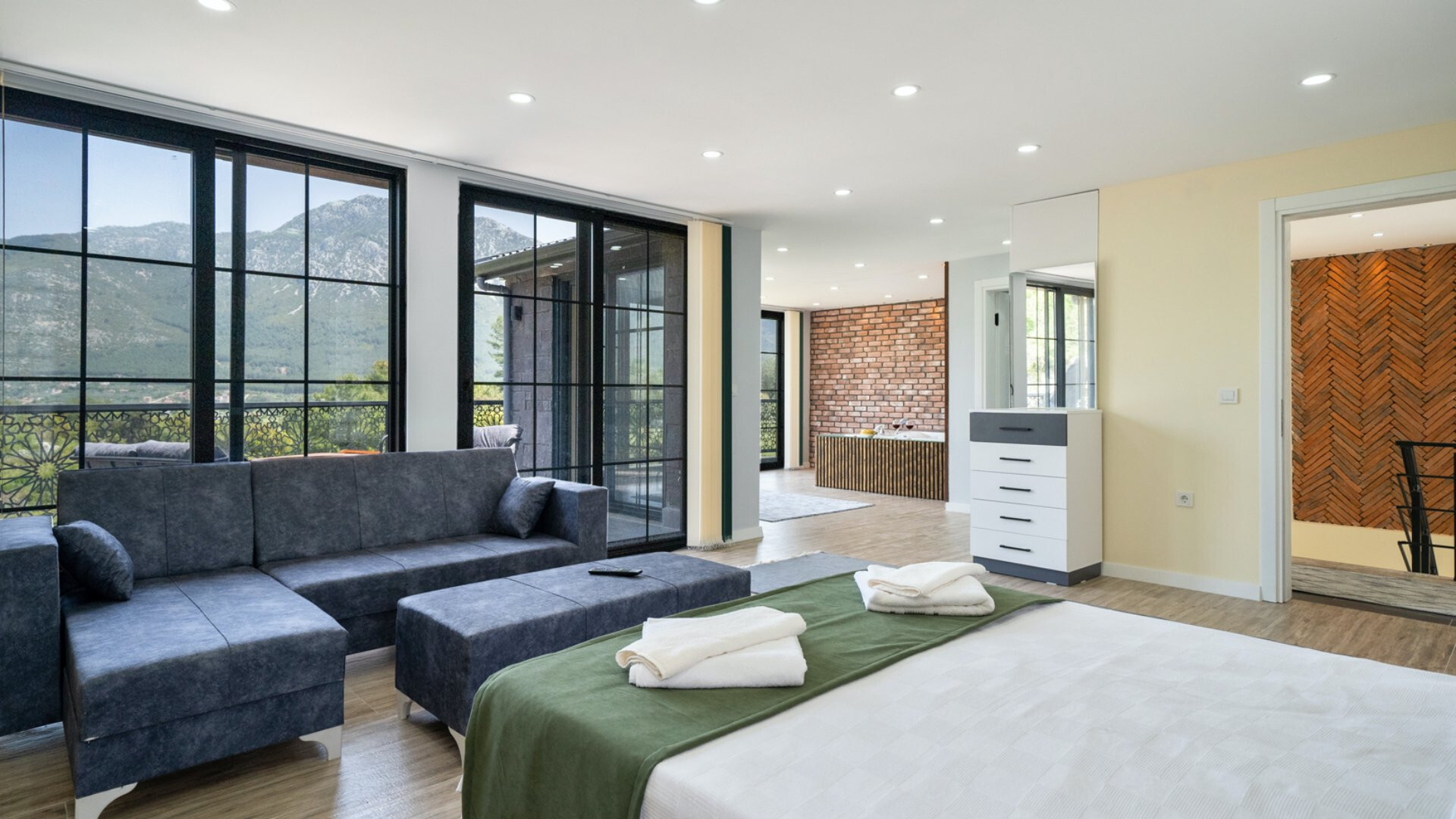 VBK26843 Villa Booking