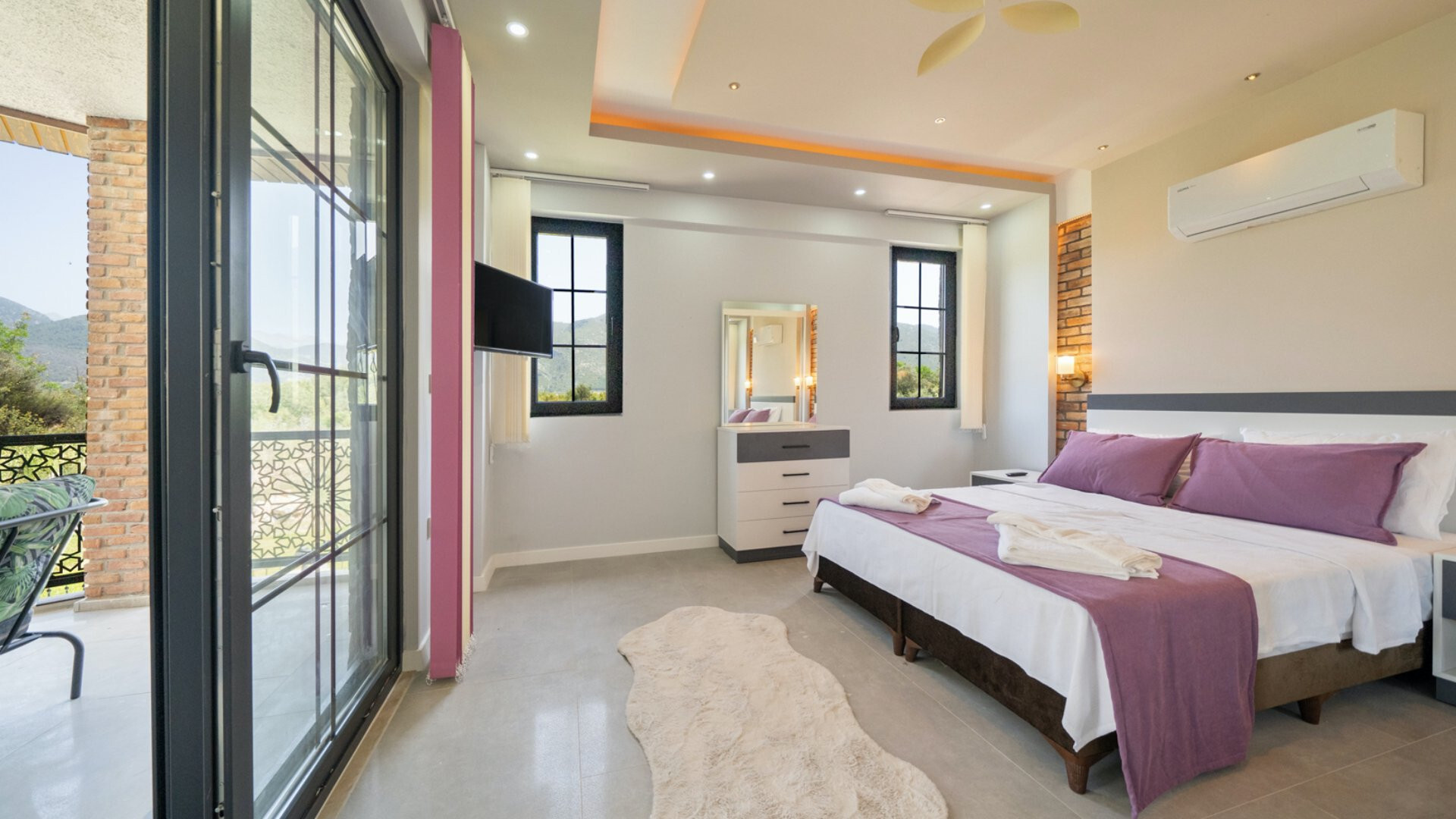 VBK26843 Villa Booking