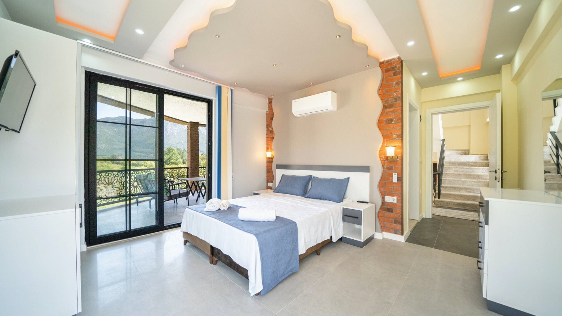 VBK26843 Villa Booking