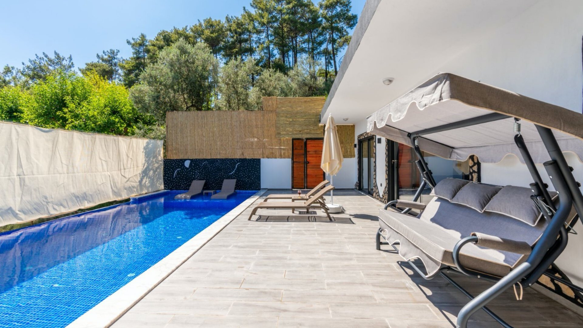 VBK63493 Villa Booking