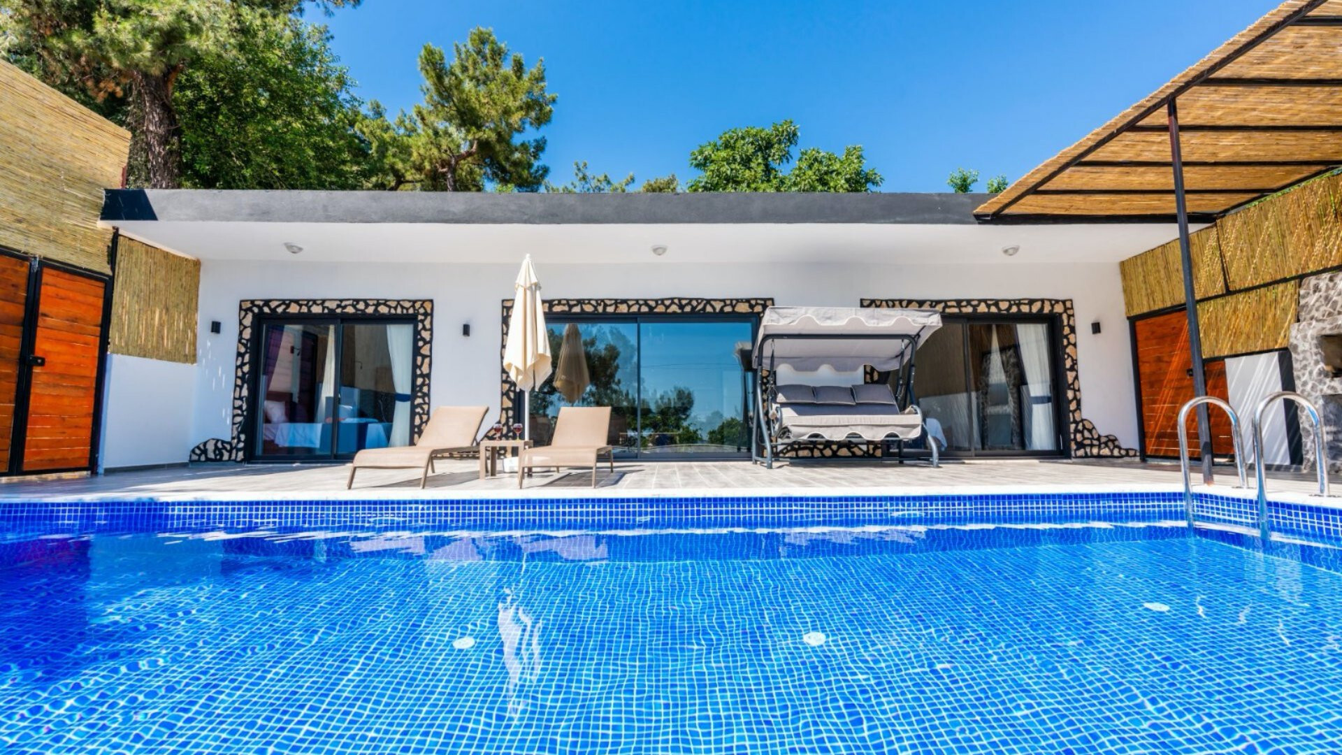 VBK63493 Villa Booking