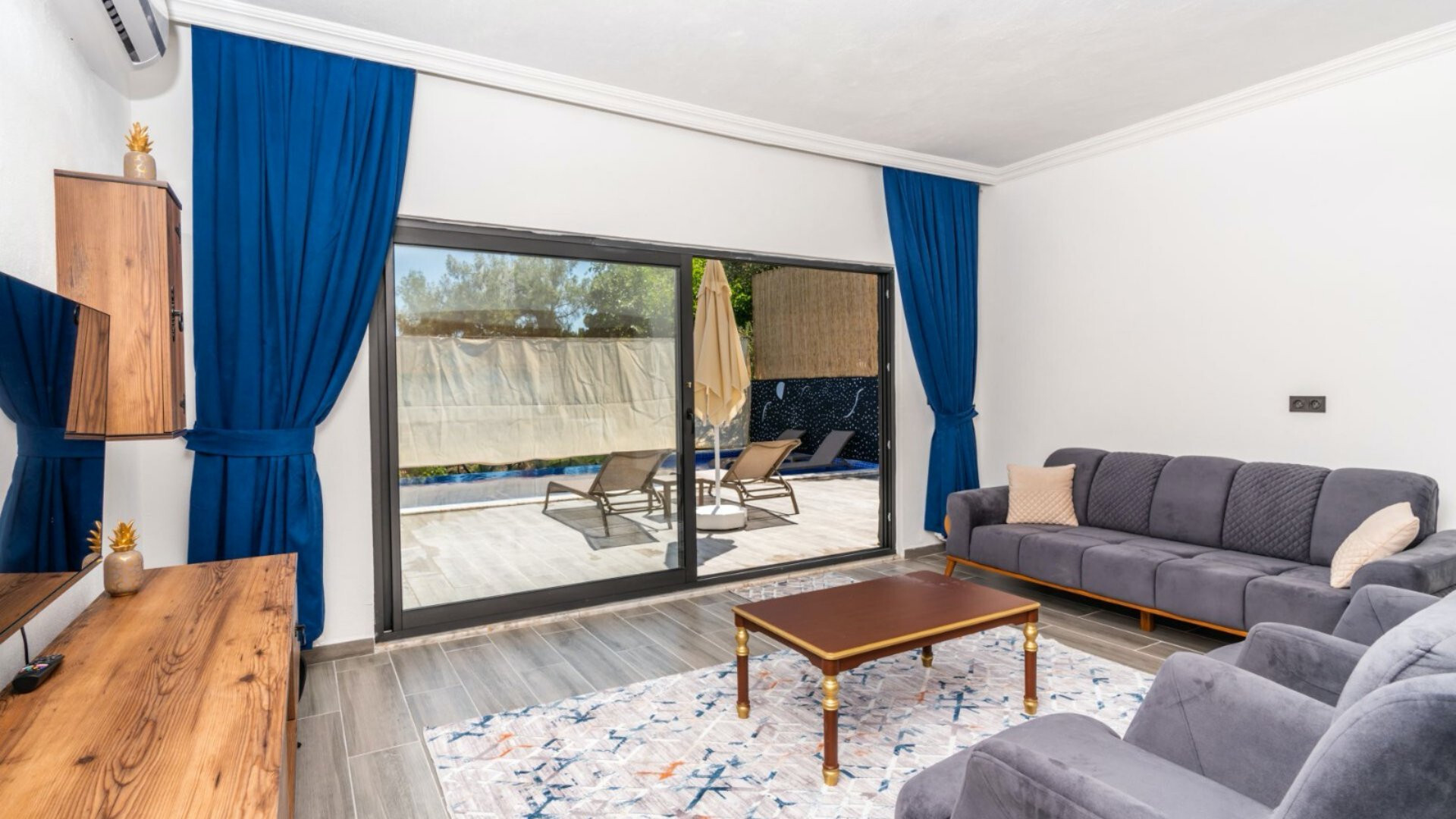 VBK63493 Villa Booking