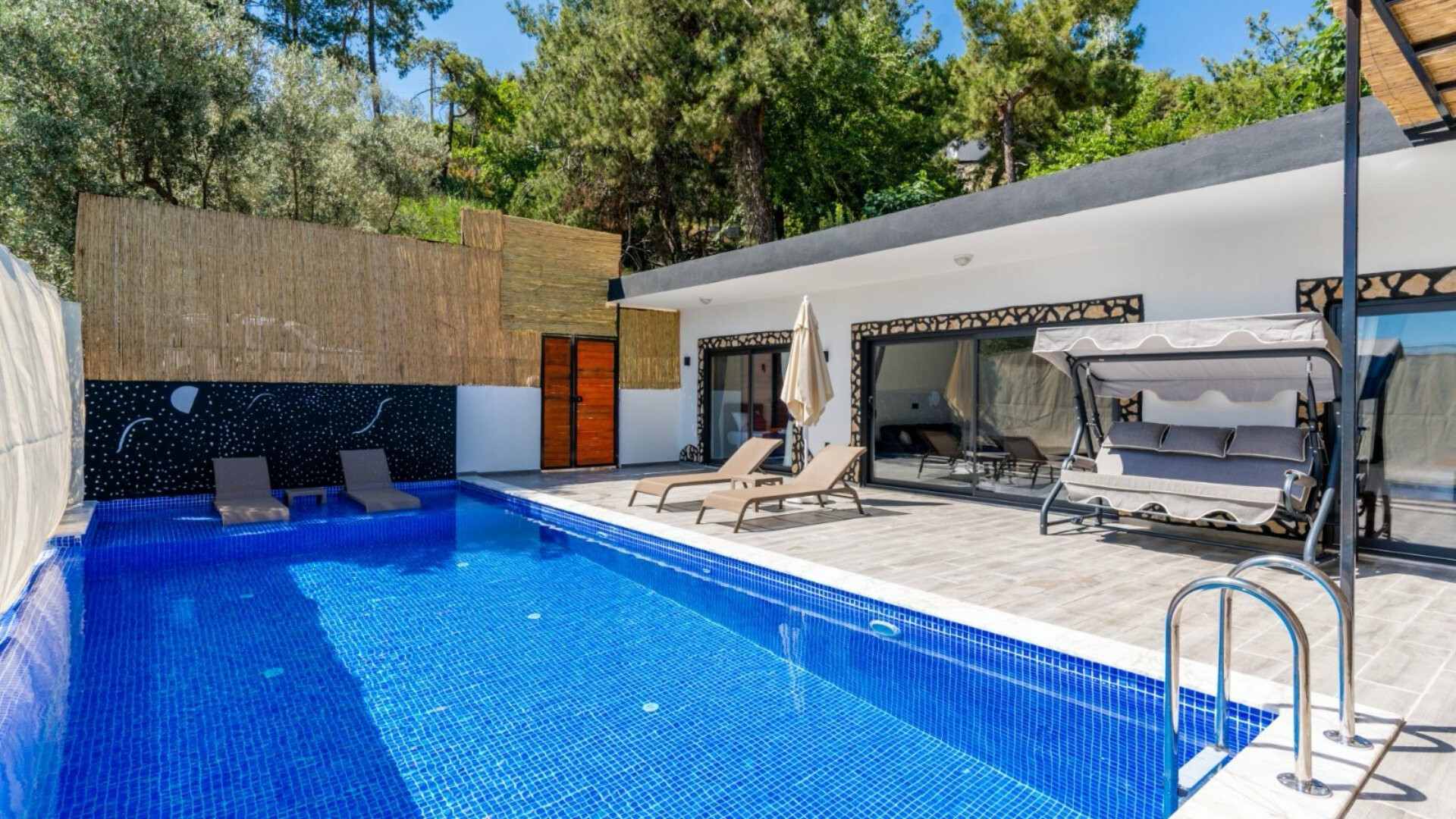 VBK63493 Villa Booking