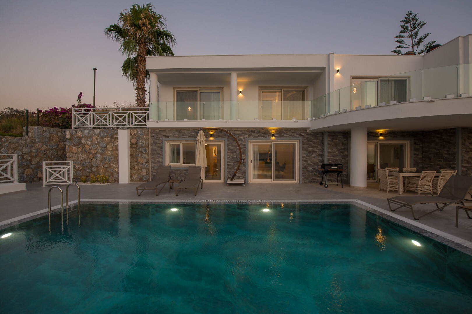 VBK76905 Villa Booking