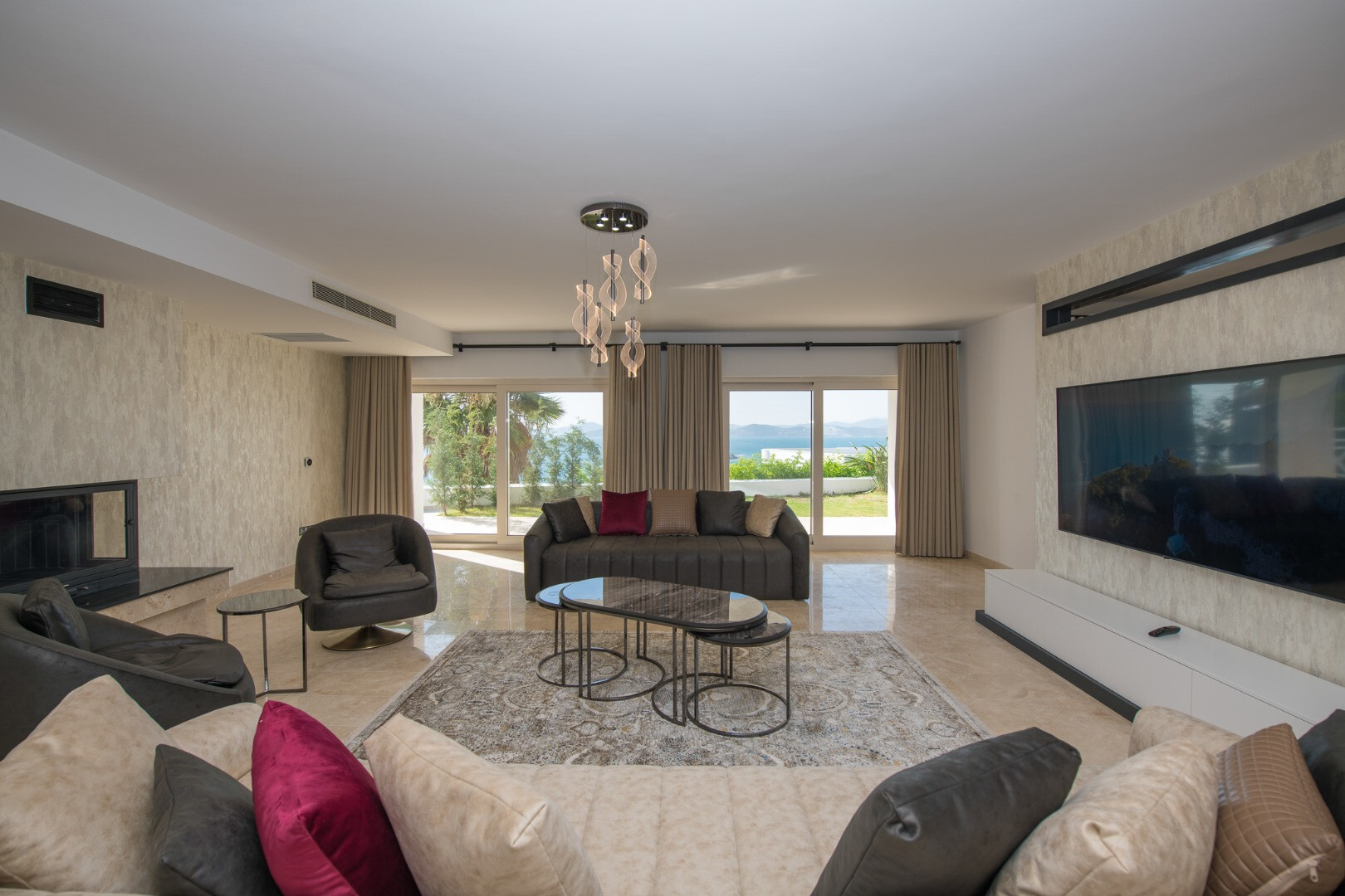VBK76905 Villa Booking