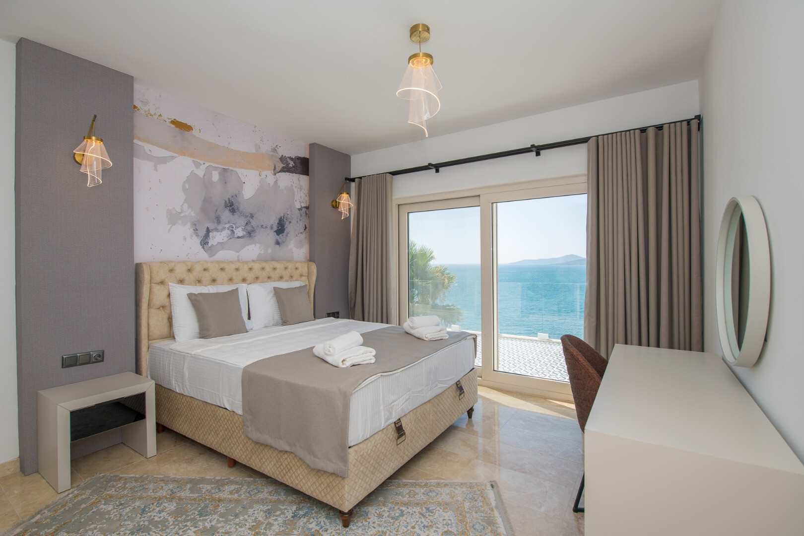 VBK76905 Villa Booking