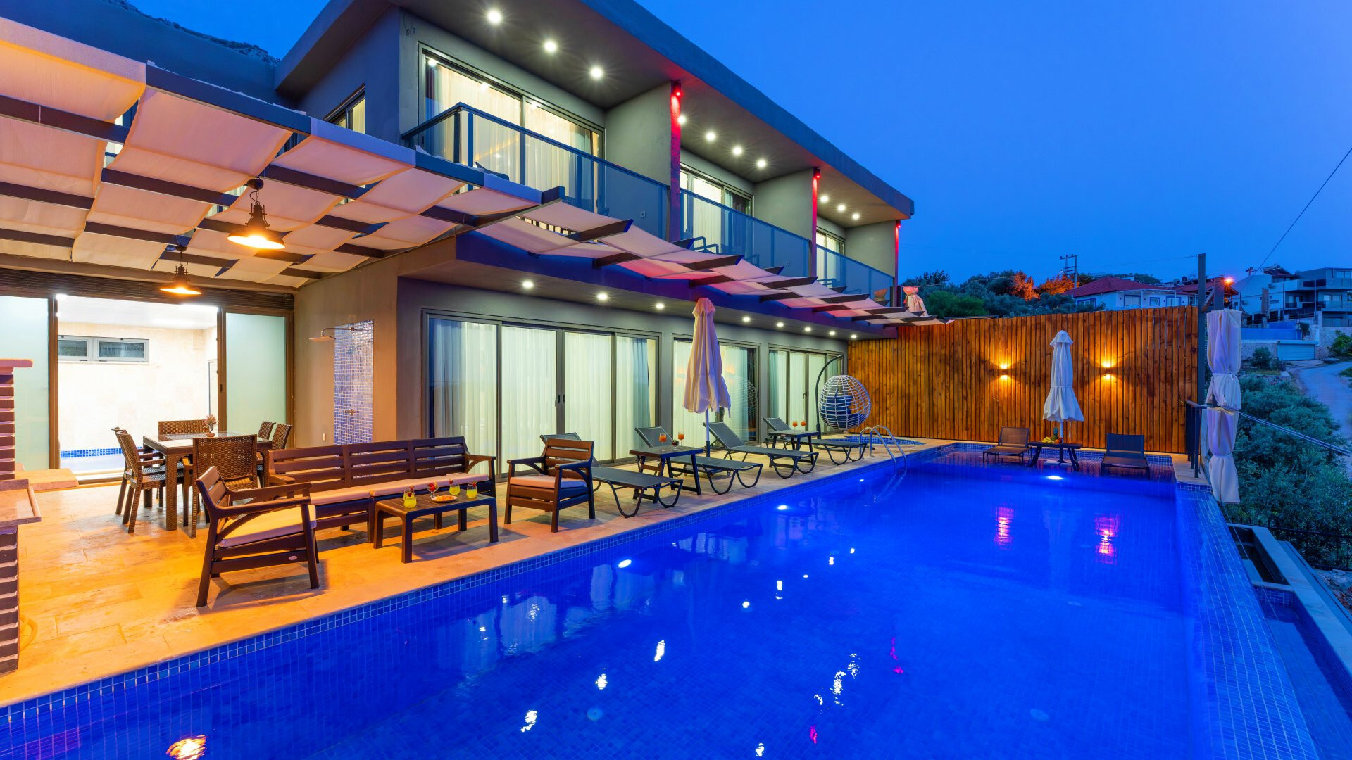 VBK51672 Villa Booking