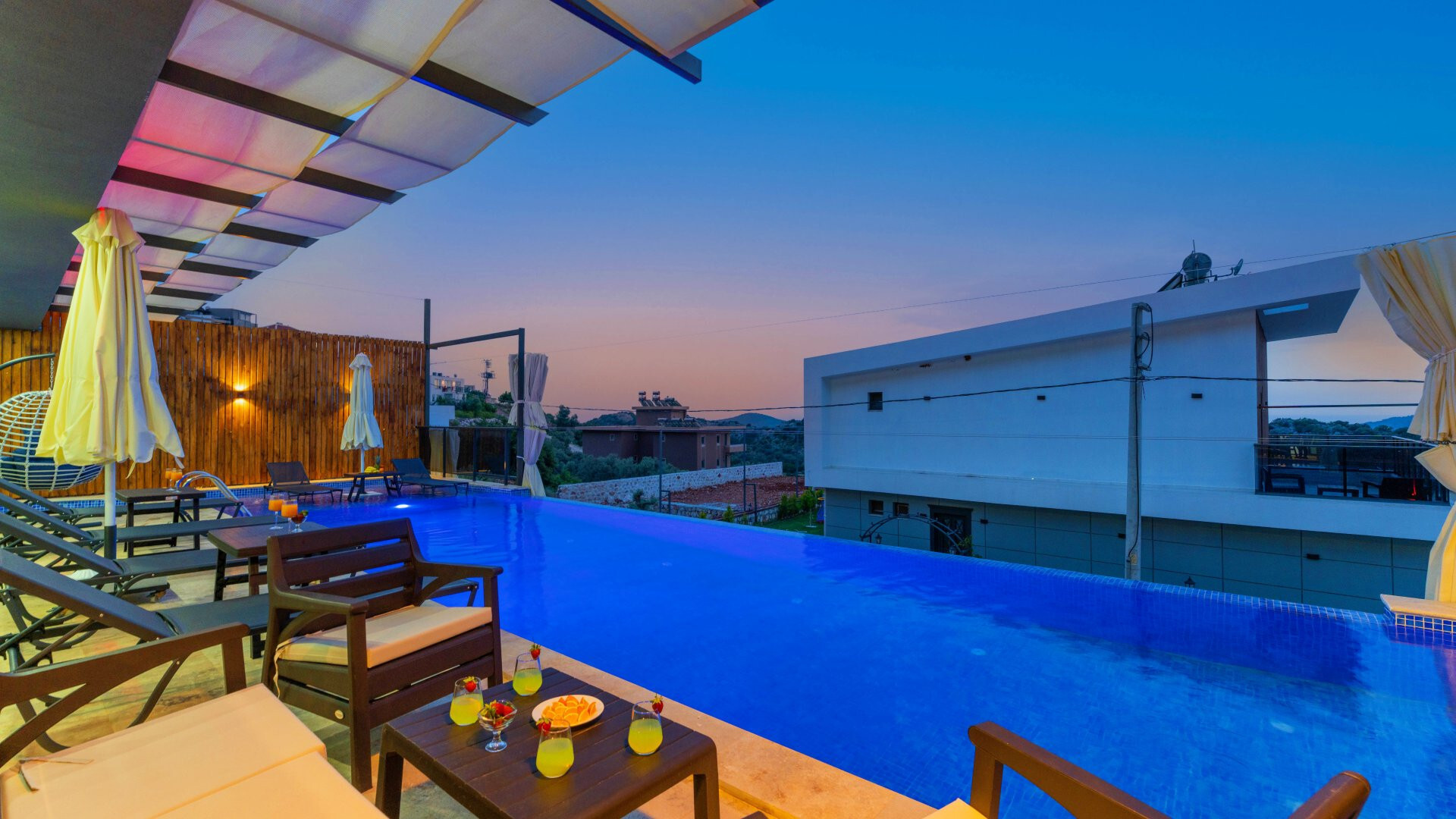 VBK51672 Villa Booking