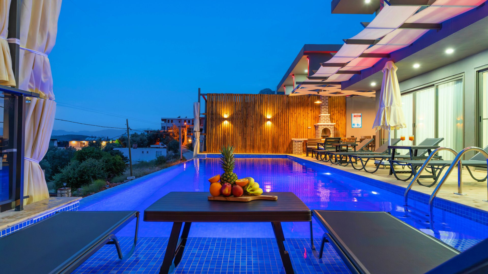 VBK51672 Villa Booking
