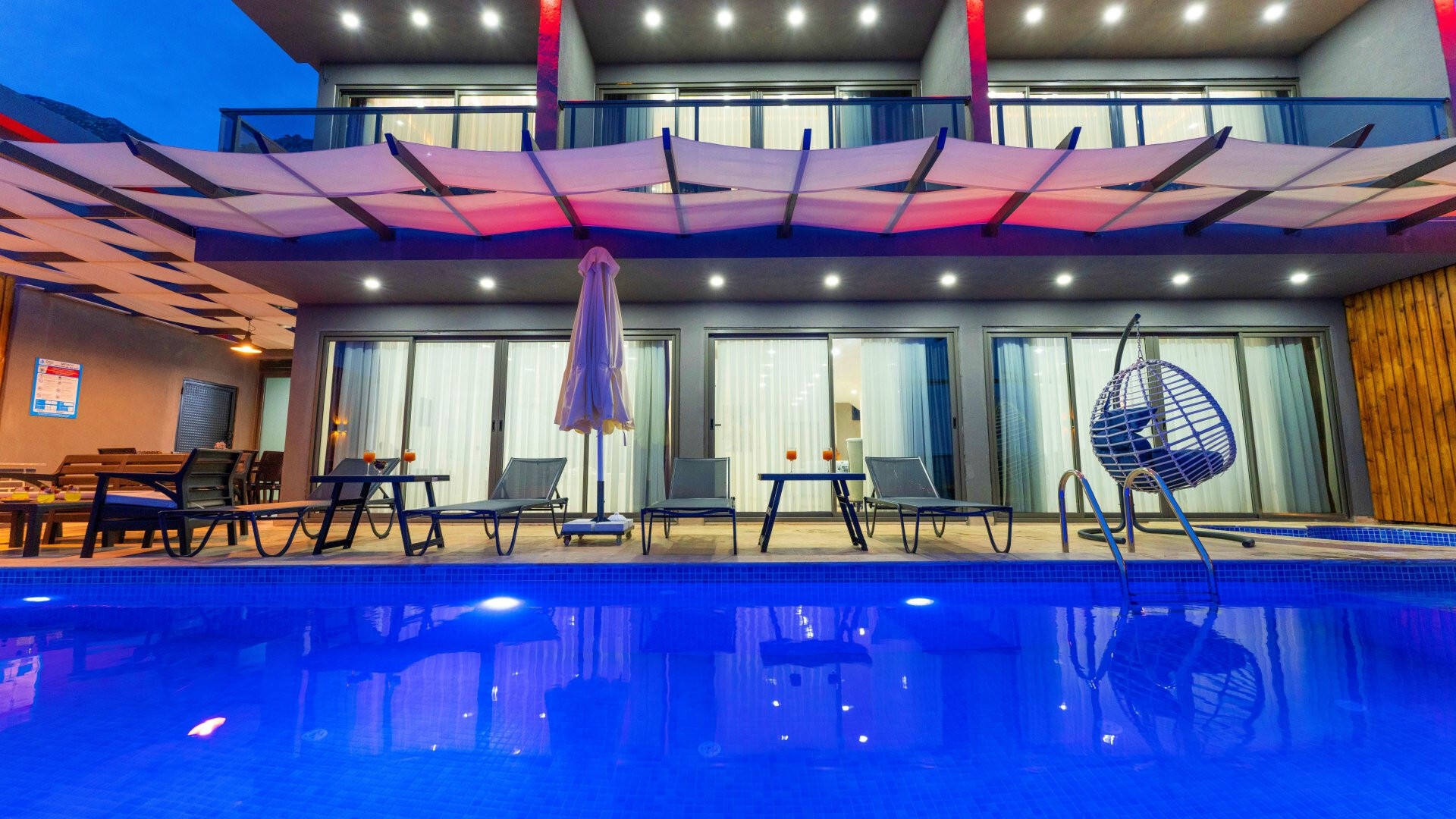 VBK51672 Villa Booking