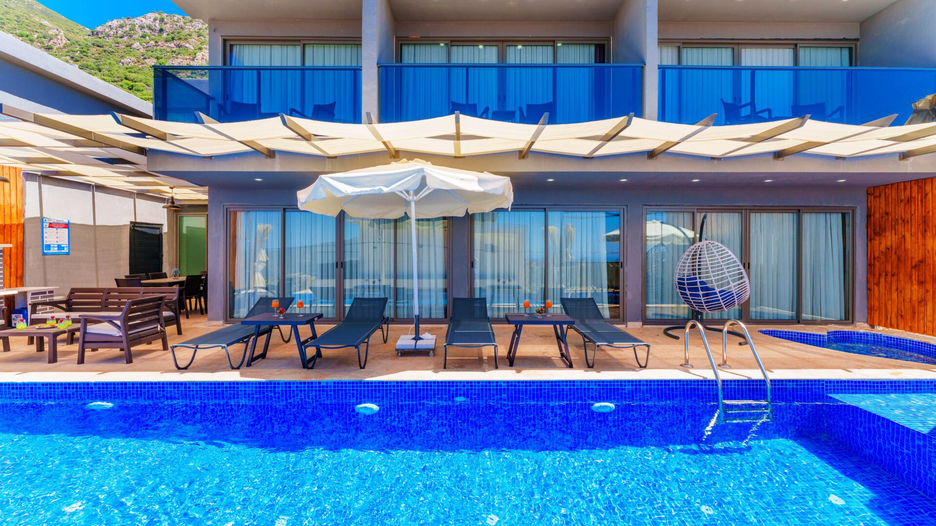 VBK51672 Villa Booking