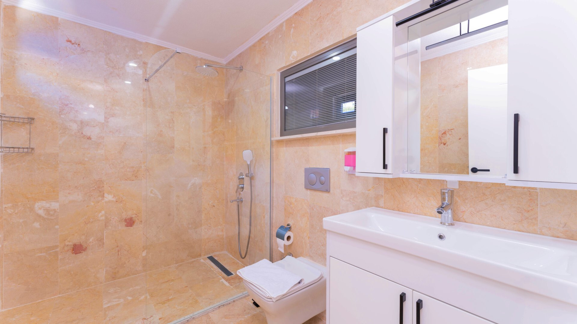 VBK51672 Villa Booking