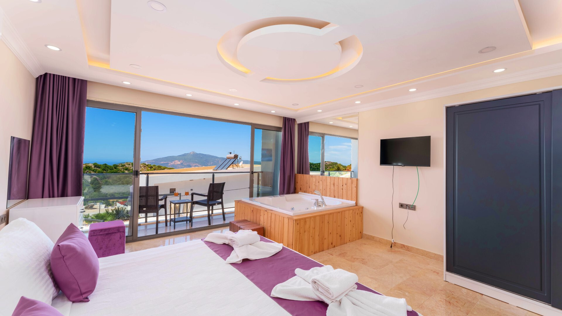 VBK51672 Villa Booking