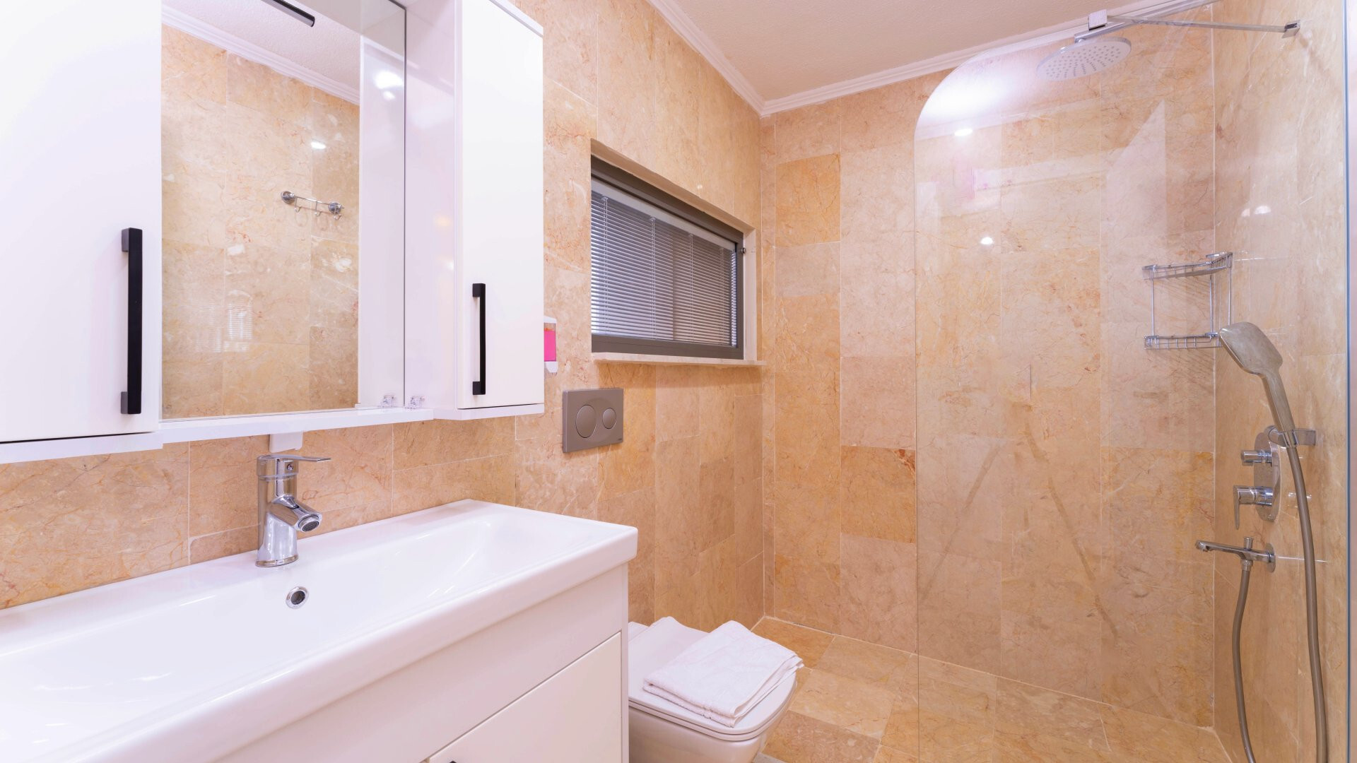 VBK51672 Villa Booking