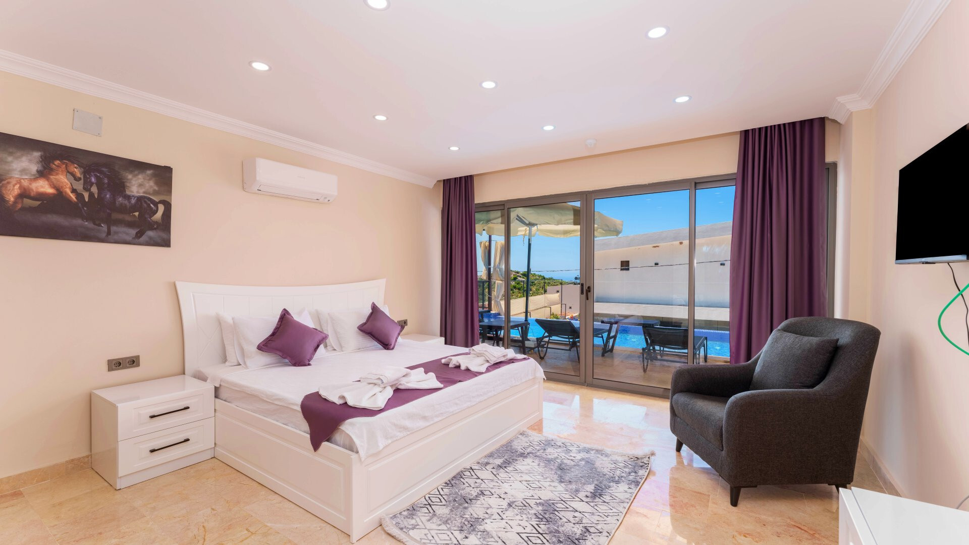 VBK51672 Villa Booking