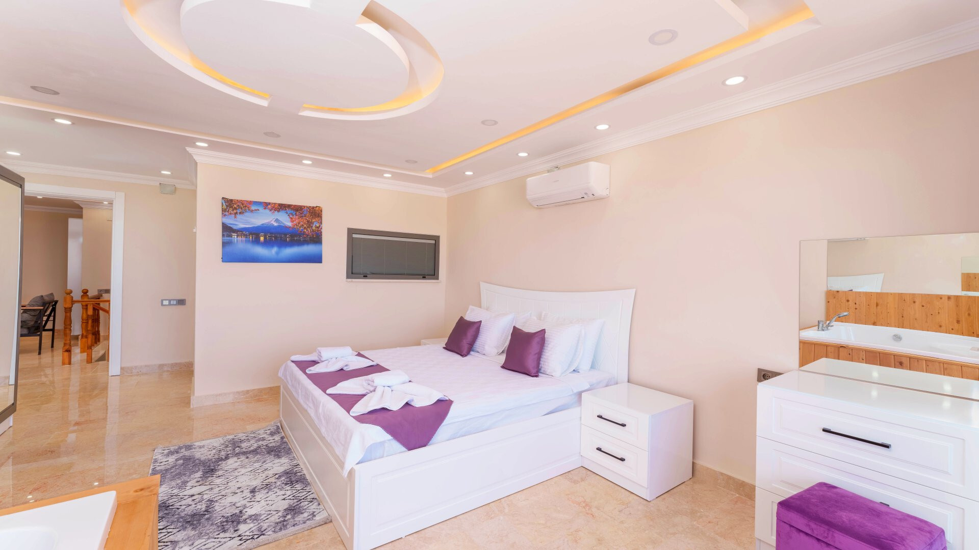 VBK51672 Villa Booking