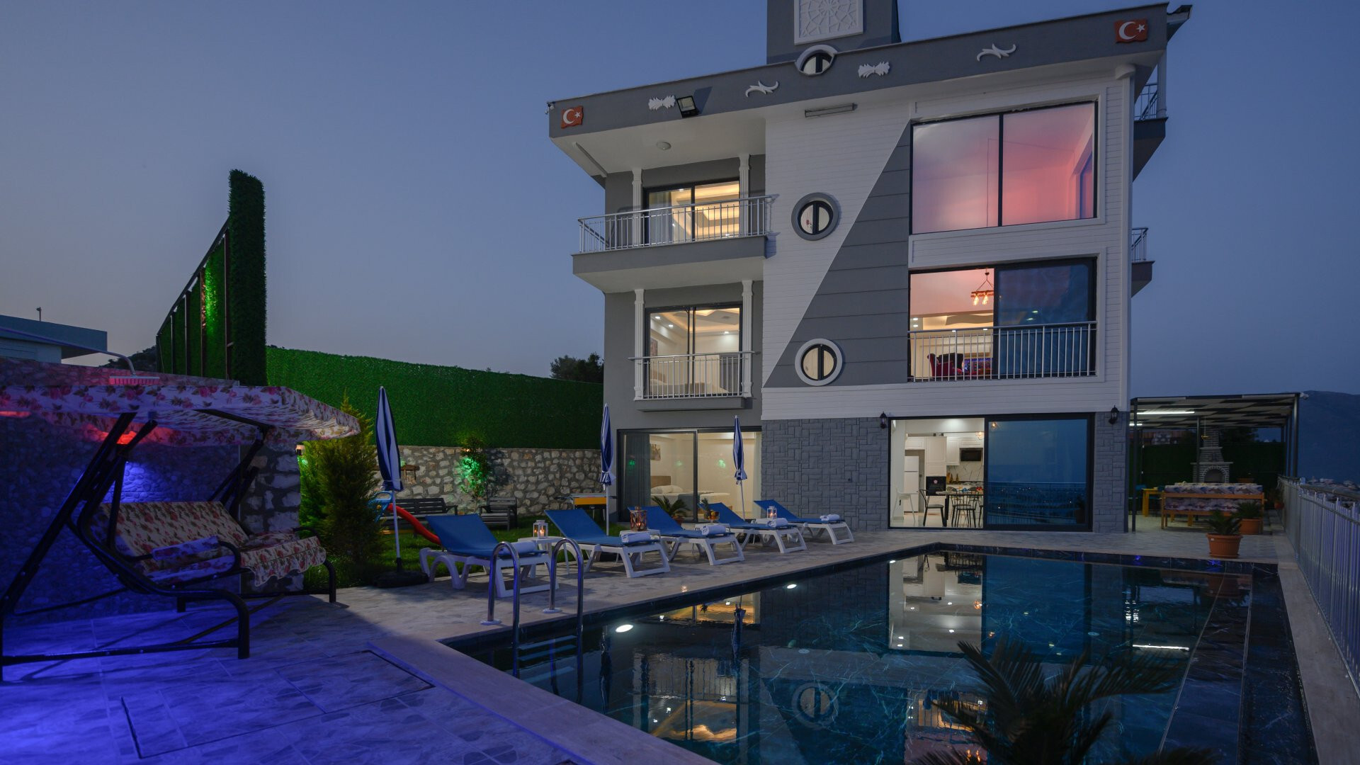 VBK19317 Villa Booking