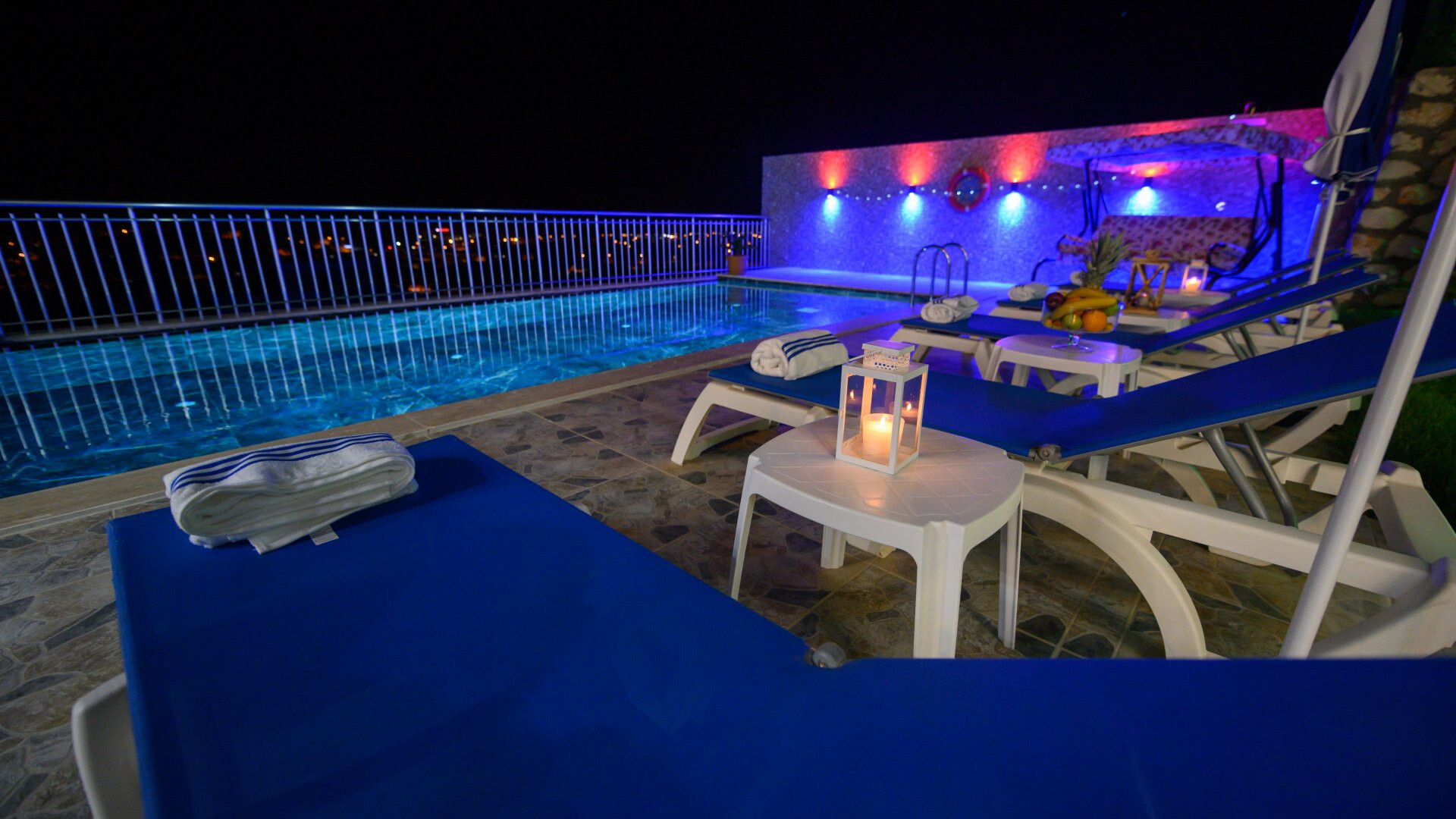 VBK19317 Villa Booking