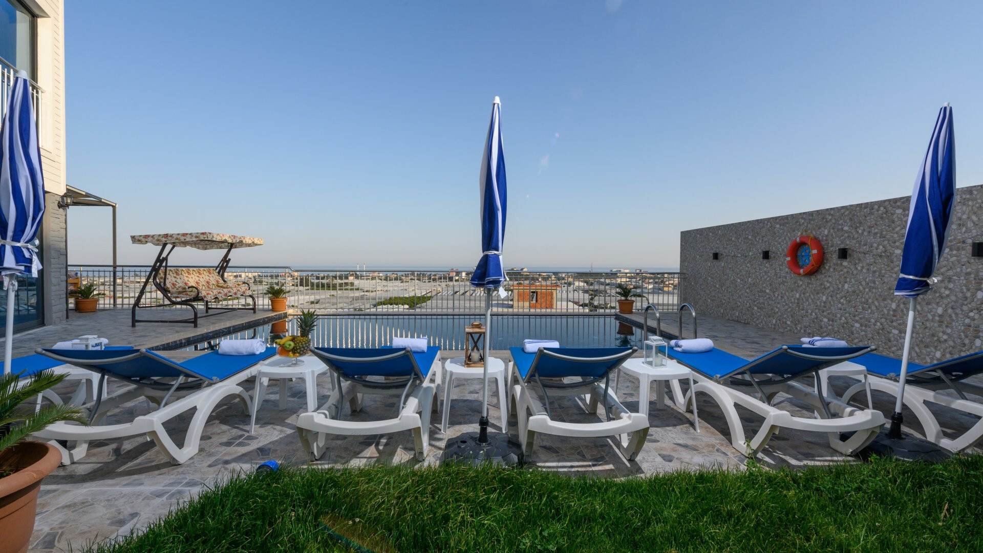 VBK19317 Villa Booking