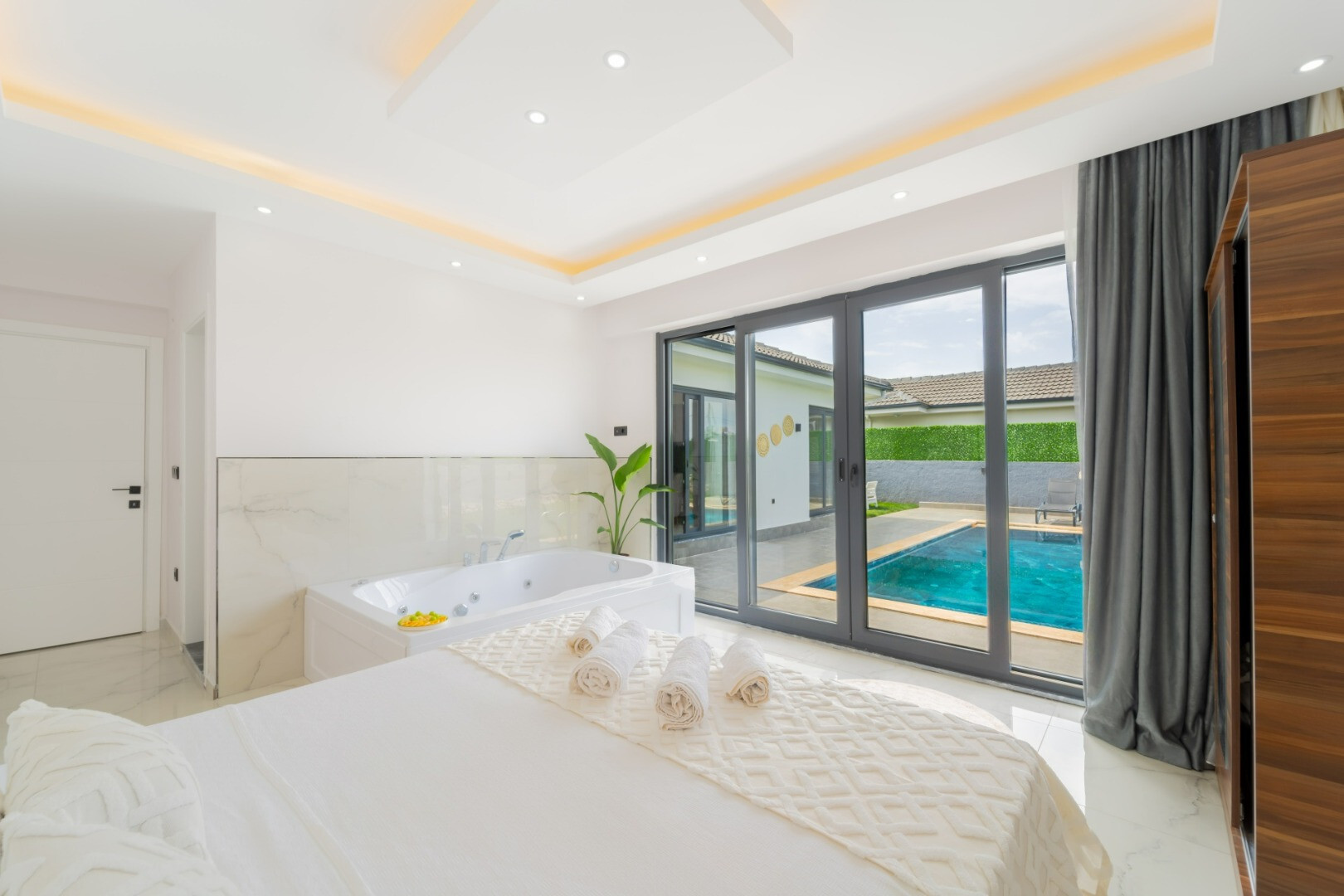 VBK32624 Villa Booking