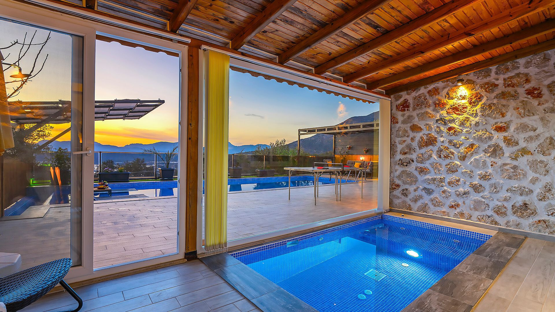 VBK94897 Villa Booking