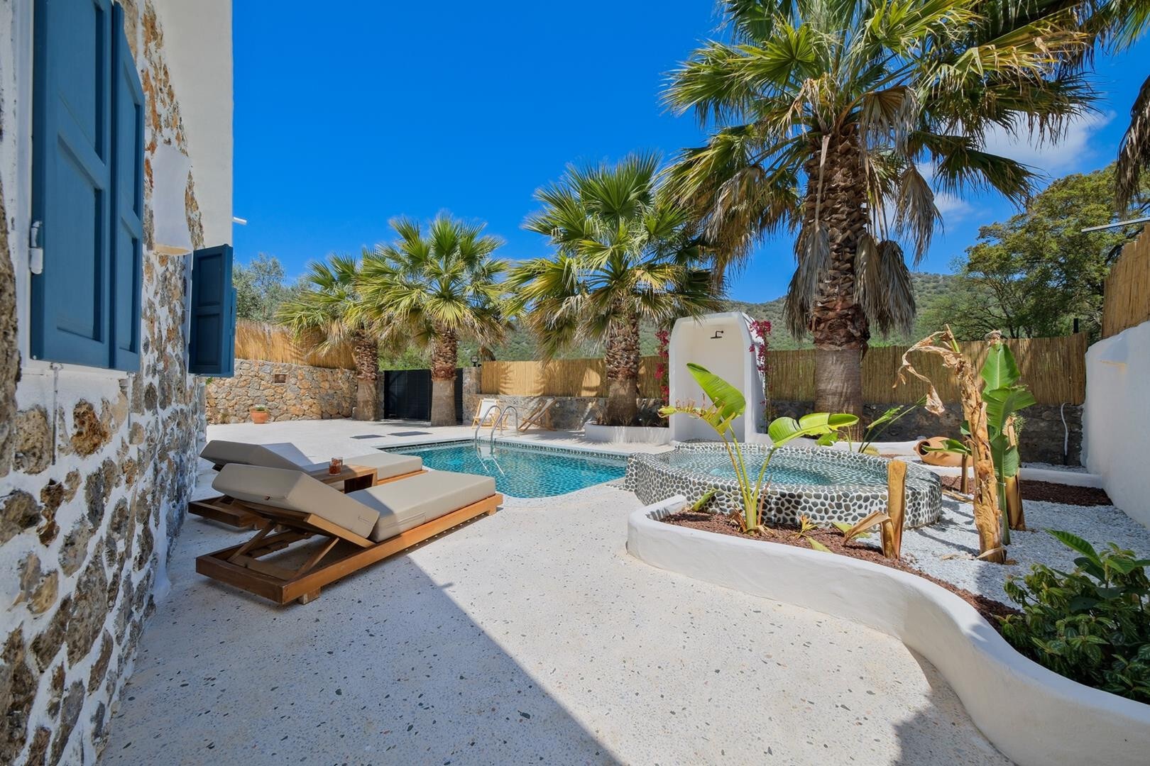 VBK33499 Villa Booking