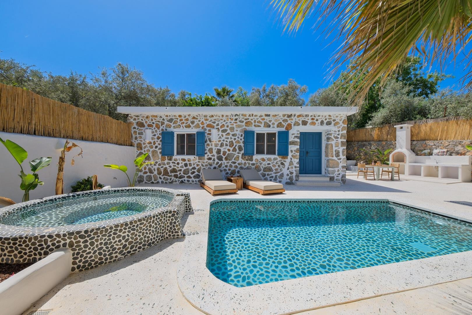 VBK33499 Villa Booking