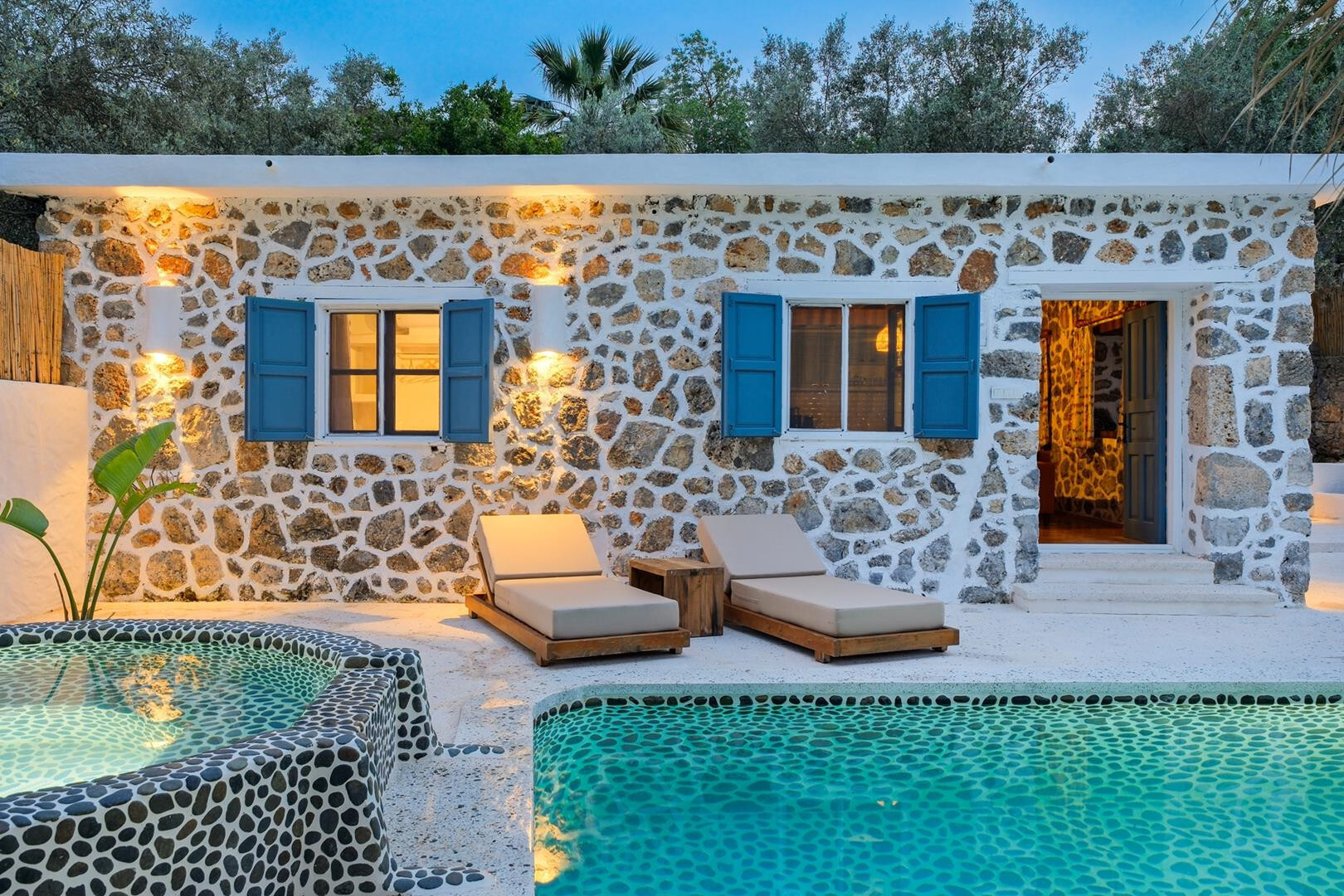 VBK33499 Villa Booking