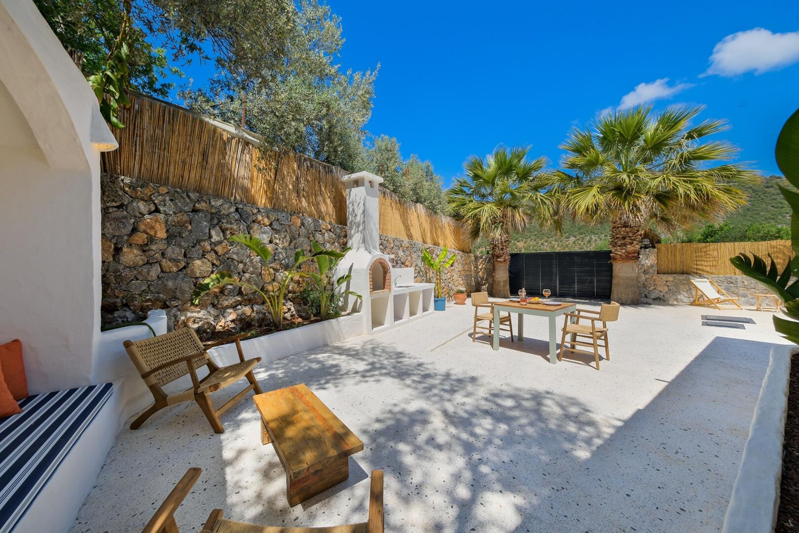 VBK33499 Villa Booking