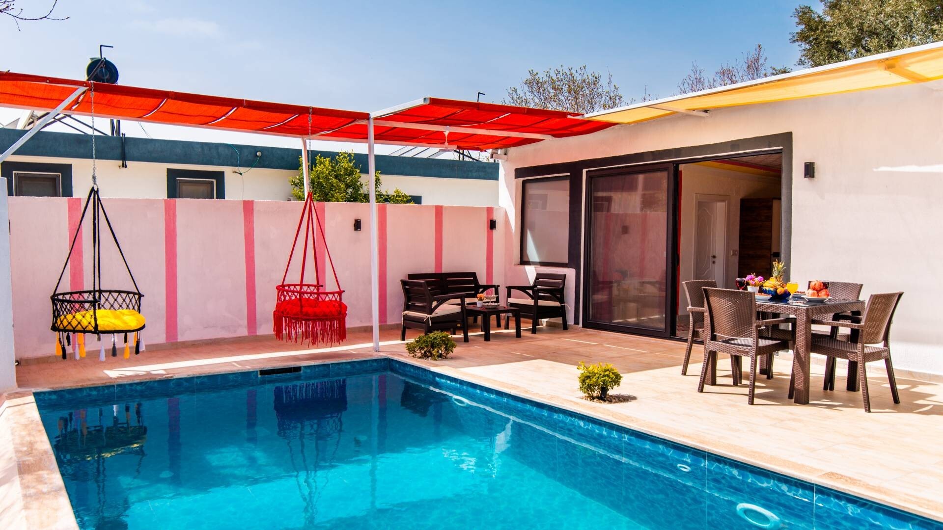 VBK73644 Villa Booking