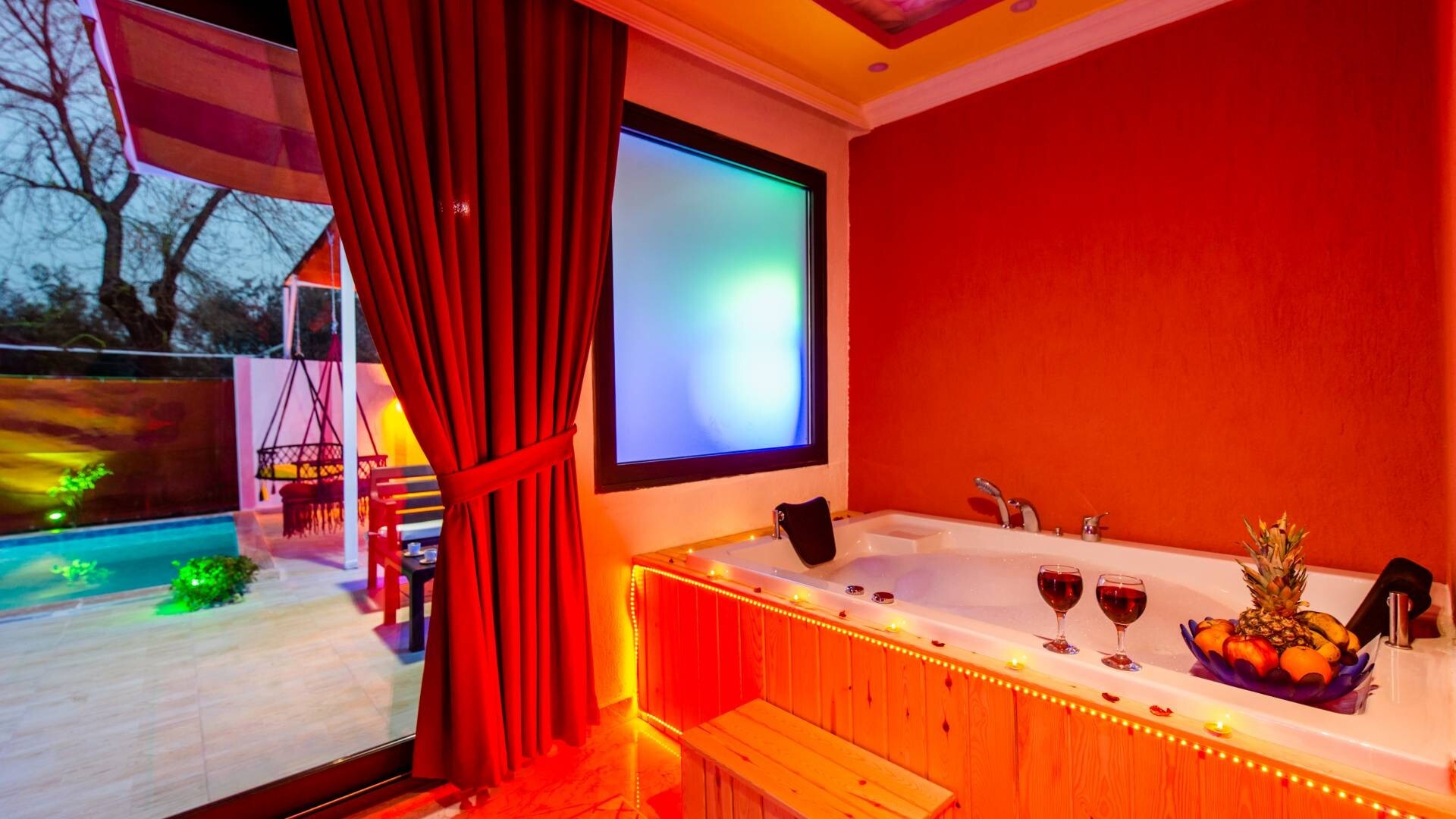 VBK73644 Villa Booking