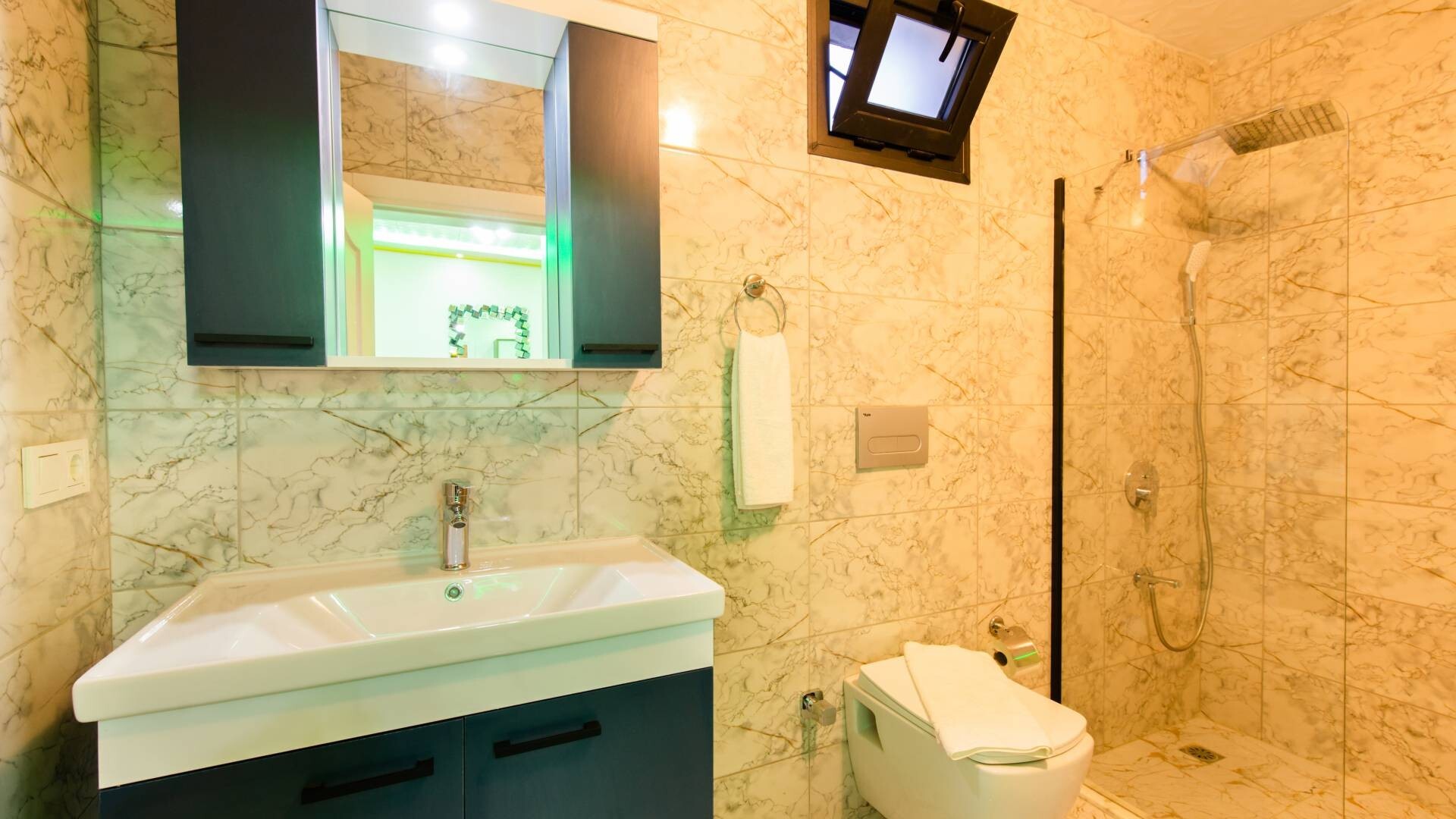 VBK73644 Villa Booking